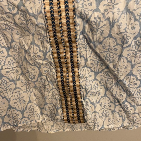 🟢10/$10 - blouse - Picture 3 of 3